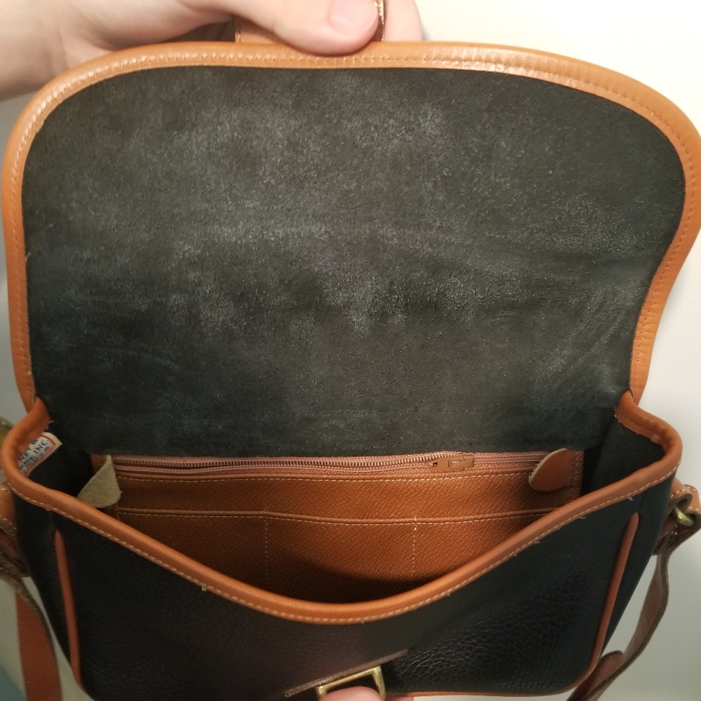 (SOLD!)Dooney & Bourke Vintage, AWL, Matching Crossbody Purse & Wallet Bundle - Picture 8 of 16